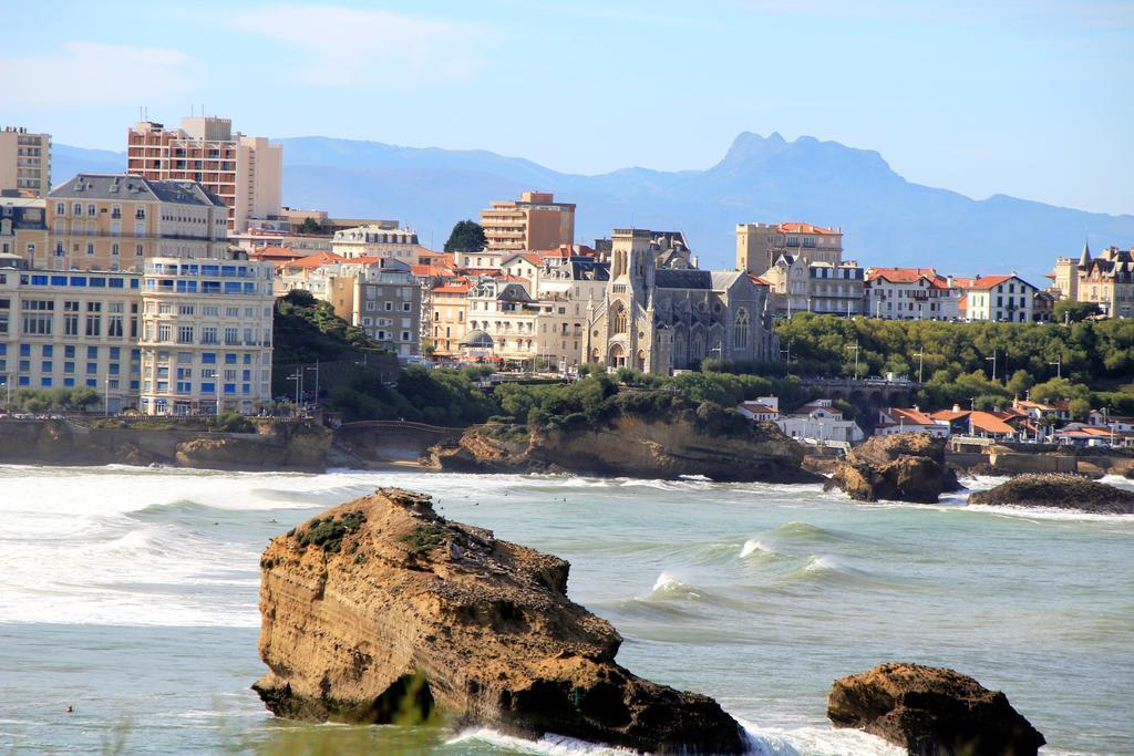 Hotel De L'Ocean Biarritz Bagian luar foto