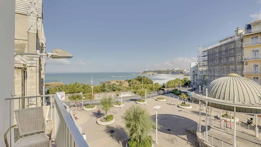 Hotel De L'Ocean Biarritz Bagian luar foto